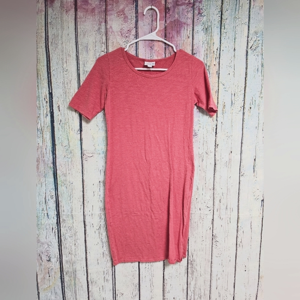 Small Coral lularoe‎ dress
